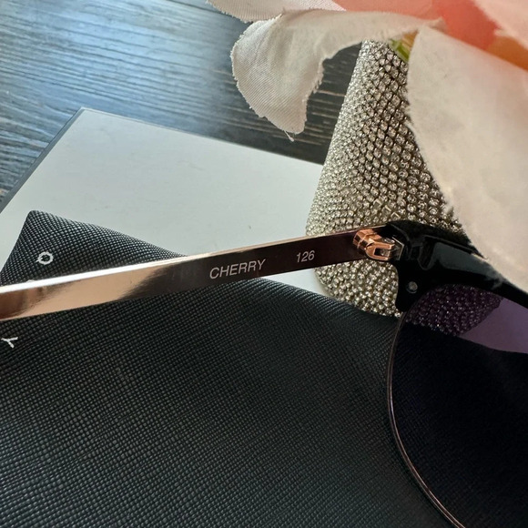 Quay Australia Cherry Black Smoke Cat Eye gold tone Metal Sunglasses - Picture 5 of 6